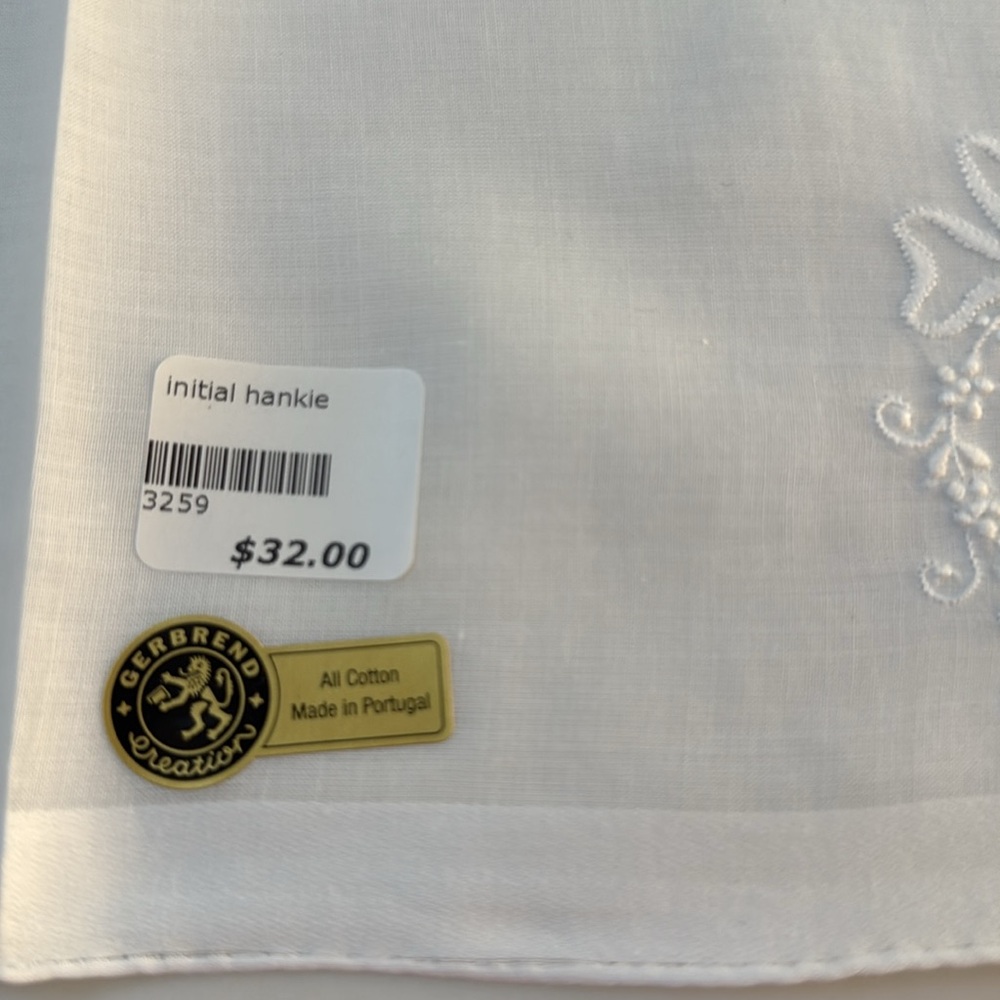 White Embroidered Tablecloth - Picture 3 of 5
